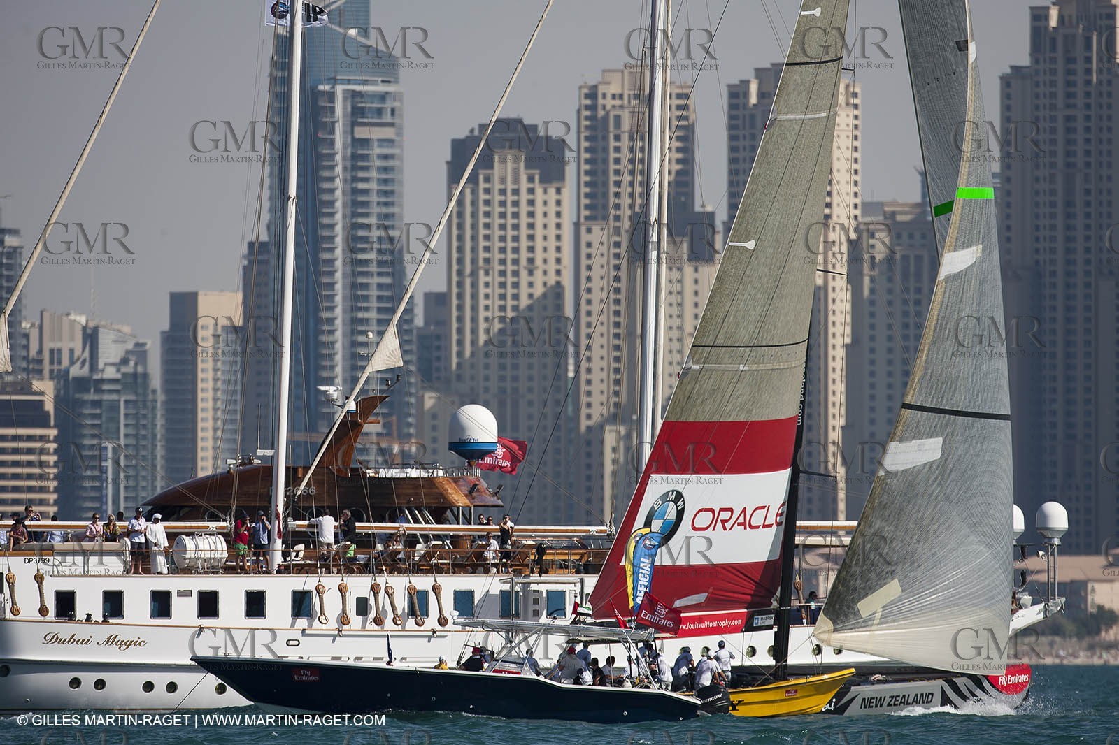 19 11 2010 - Dubai (UAE) - Dubai Louis Vuitton Trophy - Round 2 -  BMW ORACLE Racing Vs Synergy