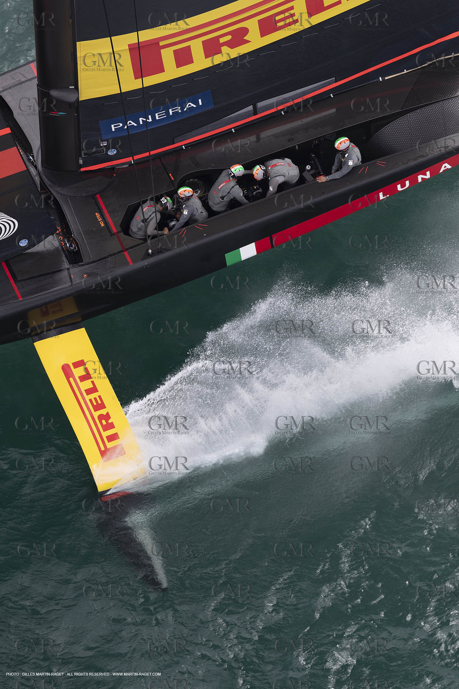 10 12 2020 - Auckland (NZL) - 36th America's Cup - Practice Sessions - Day 2 -Luna Rossa Prada Pirelli Team