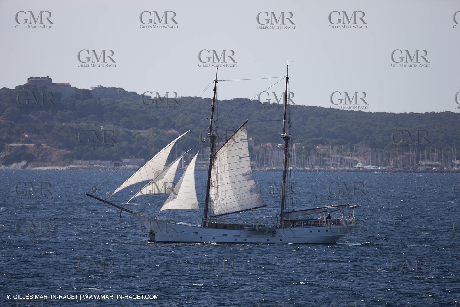 05 09 2009 - Hyères (FRA, 83) Hydroptère beat the overal sailing speed record with a run at 51,36 knts ( subjet to ratification by WSSRC)