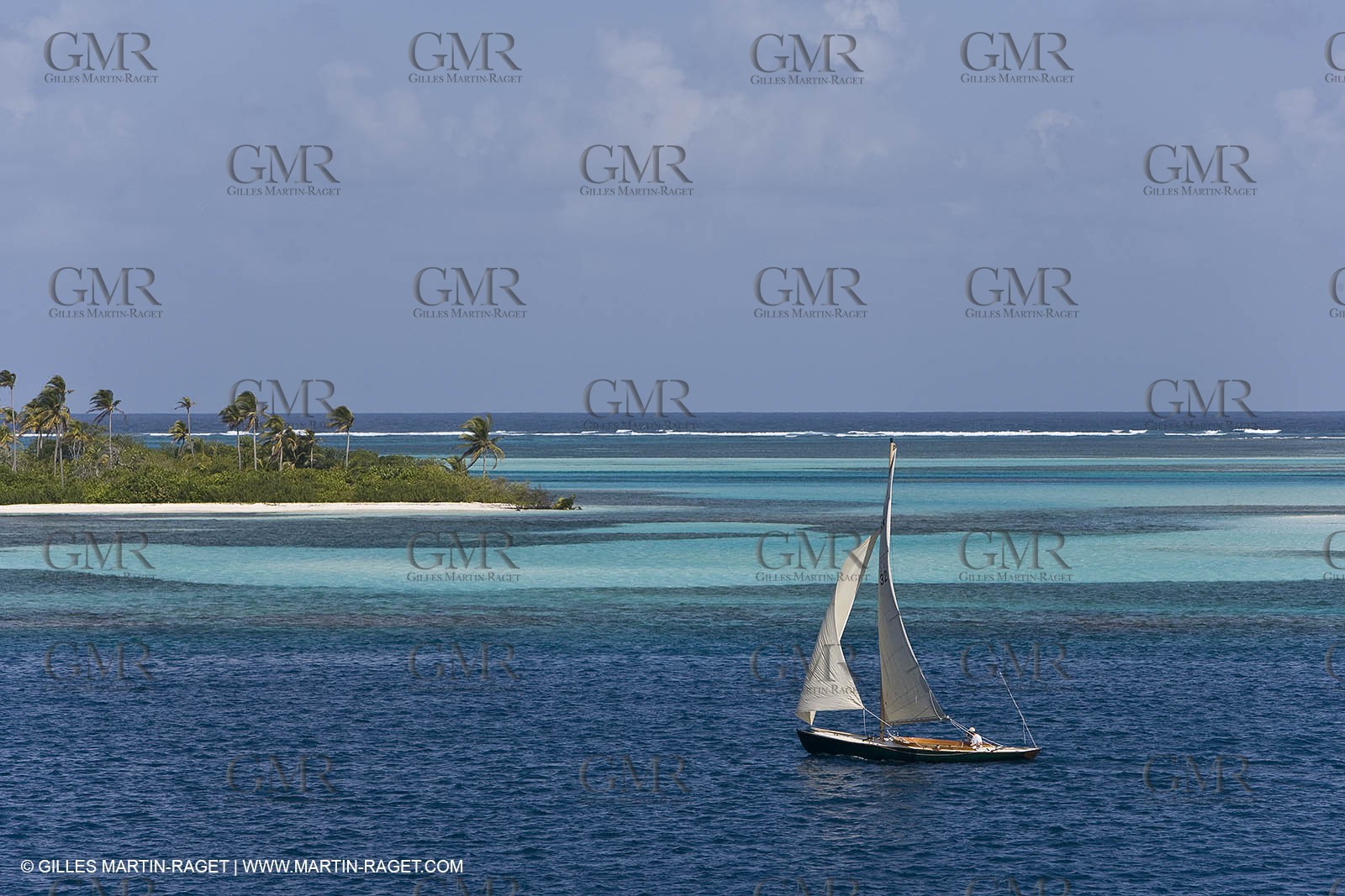 01 02 2008 - San Blas Archipelago (Panama) - Motor Yacht Senses