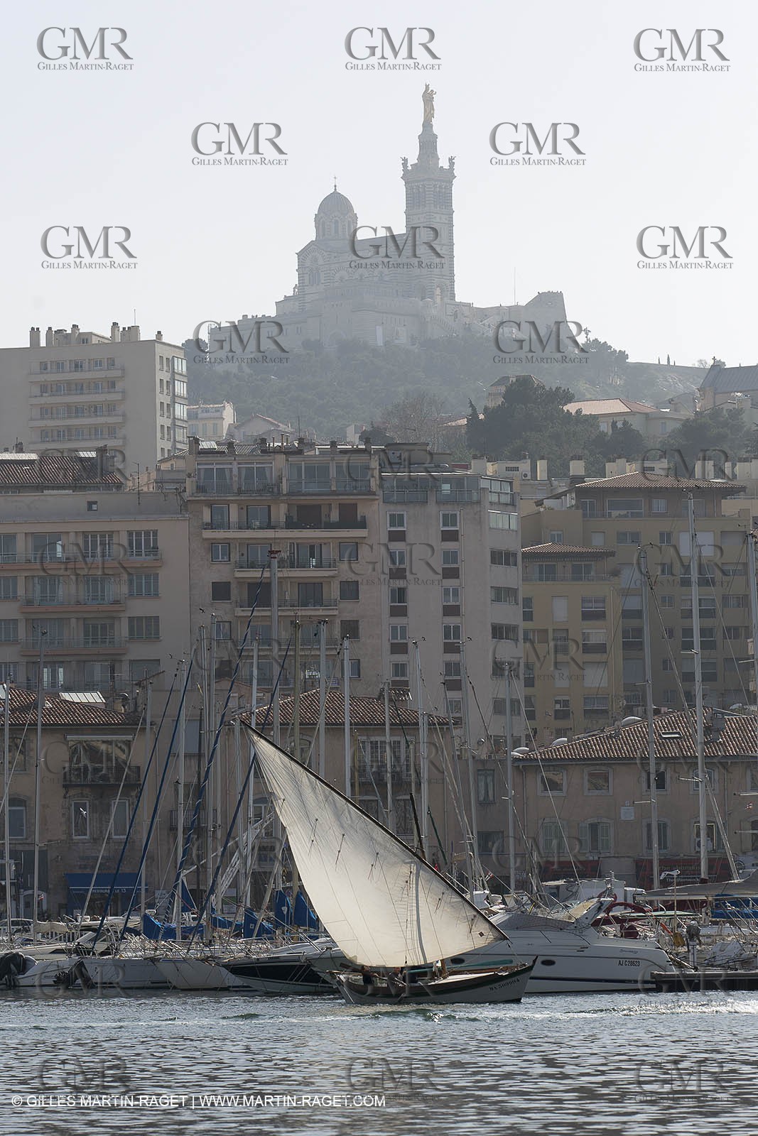 02 02 2013- Marseille (FRA,13) Inauguration de l'ombrière et du Vieux Port semi-piétonnier