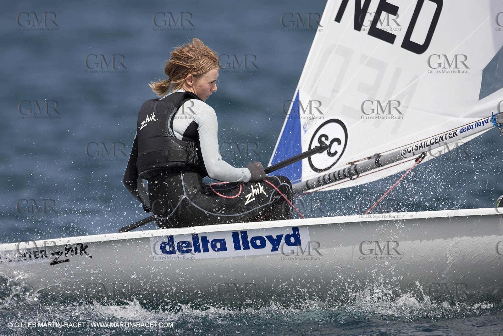 20 04 2010 - Hyères (FRA,83) - SOF 2010 - ZHIK Team - Laser femmes - Marit Bouwmeester