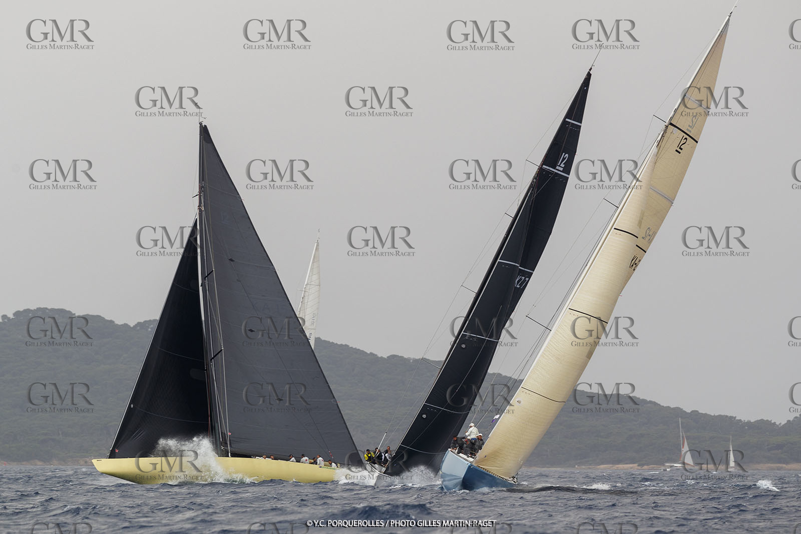 19 06 2024, Porquerolles Island (FRA), Championnat du monde des 12 m JI 2024, Race Day 1