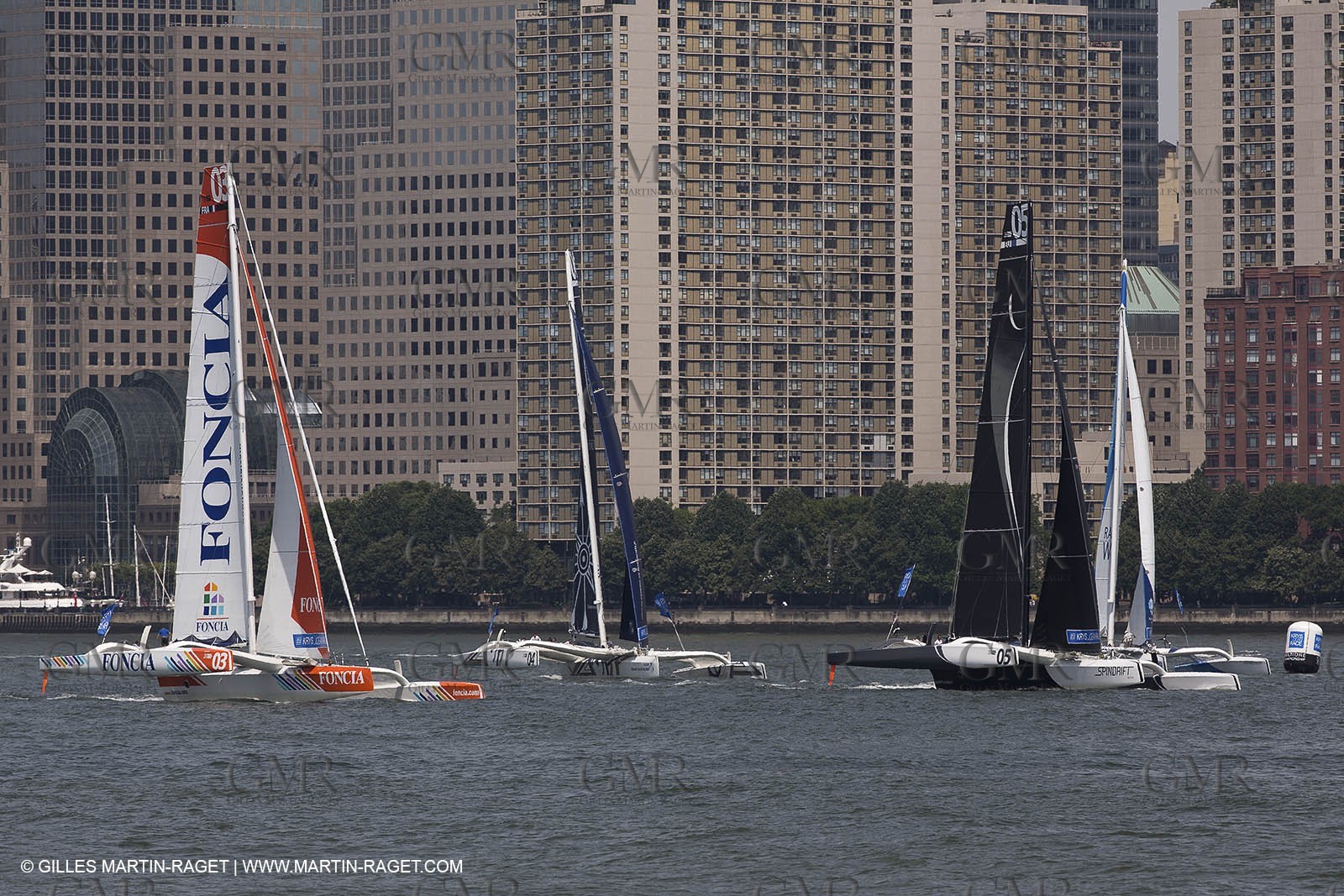 05 07 2012 - New York (USA) - Ocean Krys Race - Speed runs in fornt of NY city