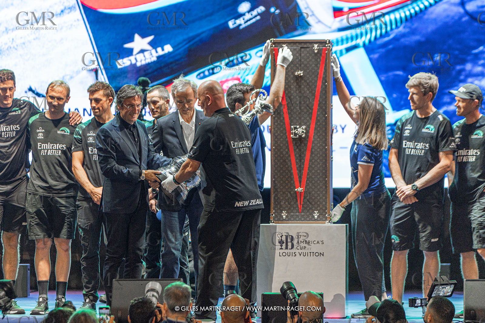 19 10 2024, Barcelona (ESP), Louis Vuitton 37th America's Cup, Final Match, Race Day 6 , Prizegiving