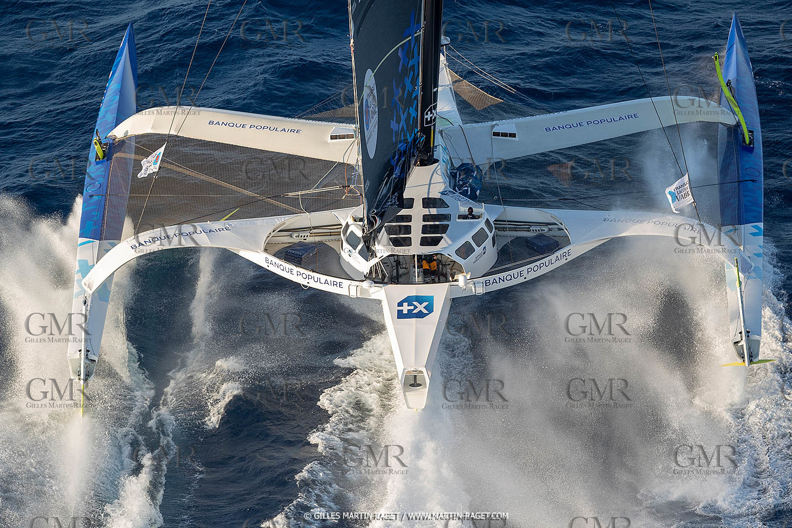 Banque Populaire devant Marseille