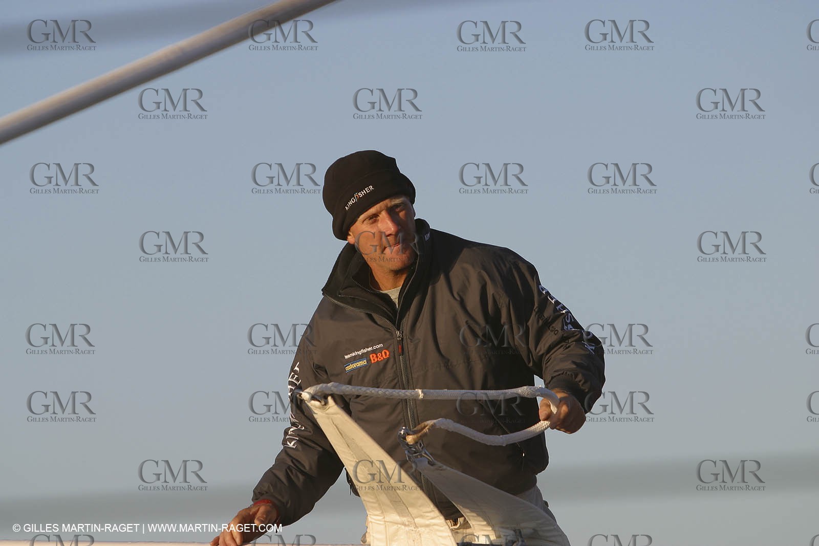 Kingfisher II - Jules Verne Trophy 2002 start - Brest