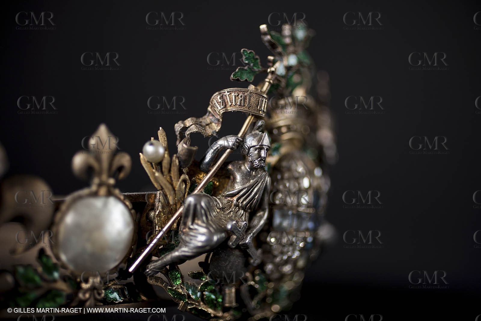 04 02 2013 - Marseille(FRA,13), Notre Dame de la Garde, orfèvrerie liturgique