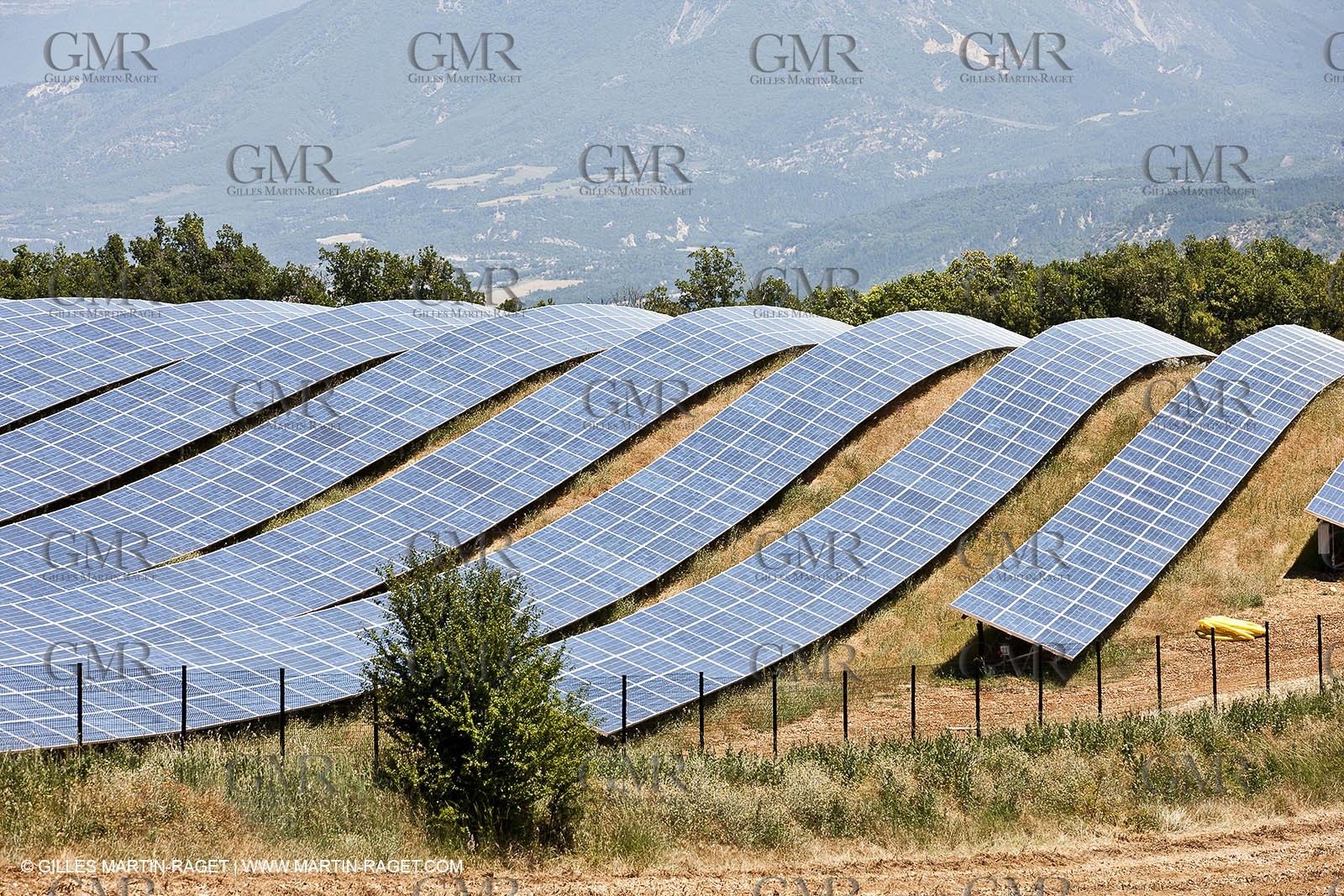 27 06 2011 - Puimichel (FRA, 04) - Solar far des Mées