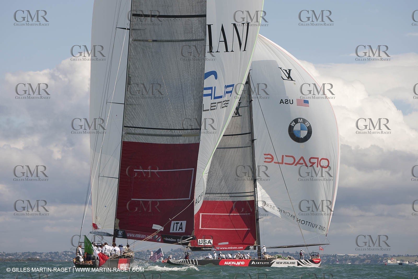 11 02 2009 - Auckland (NZL) -  Louis Vuitton Pacific Series -  Racing Day 11 - sail off