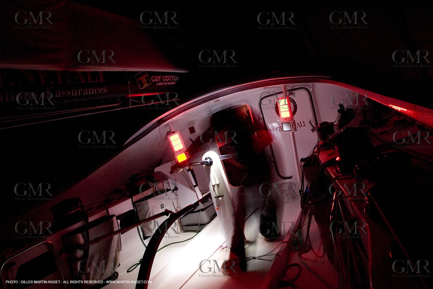 27 09 2008 - Lorient (FRA, 56) - Onboard Generali with Yann Eliès - Vendée Globe 2008 Training