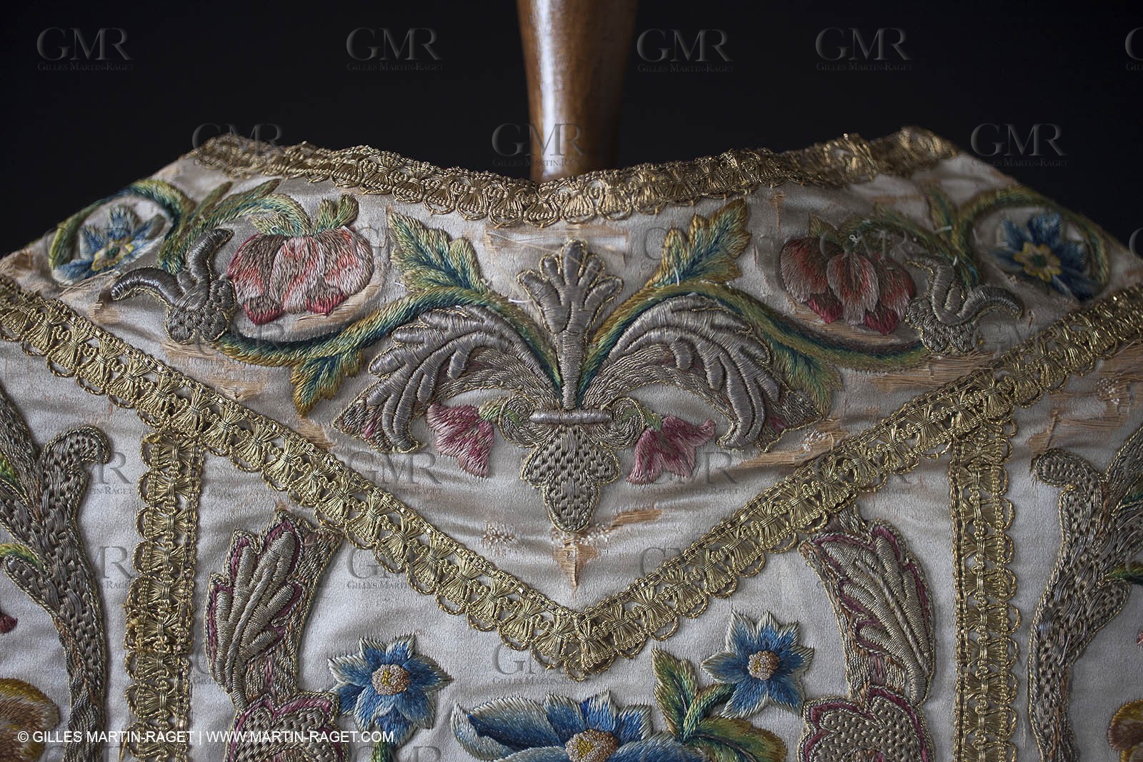 04 02 2013 - Marseille(FRA,13), Notre Dame de la Garde, liturgical clothing