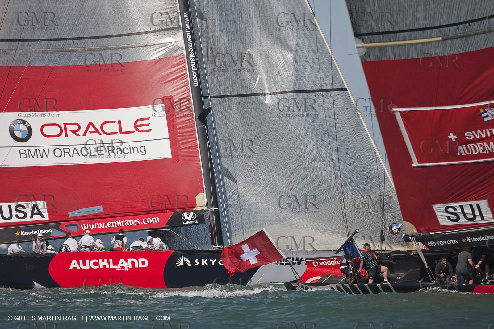 08 02 2009 - Auckland (NZL) -  Louis Vuitton Pacific Series -  Racing Day 9 - Round Robin 2 - BMW ORACLE Racing Vs Alinghi