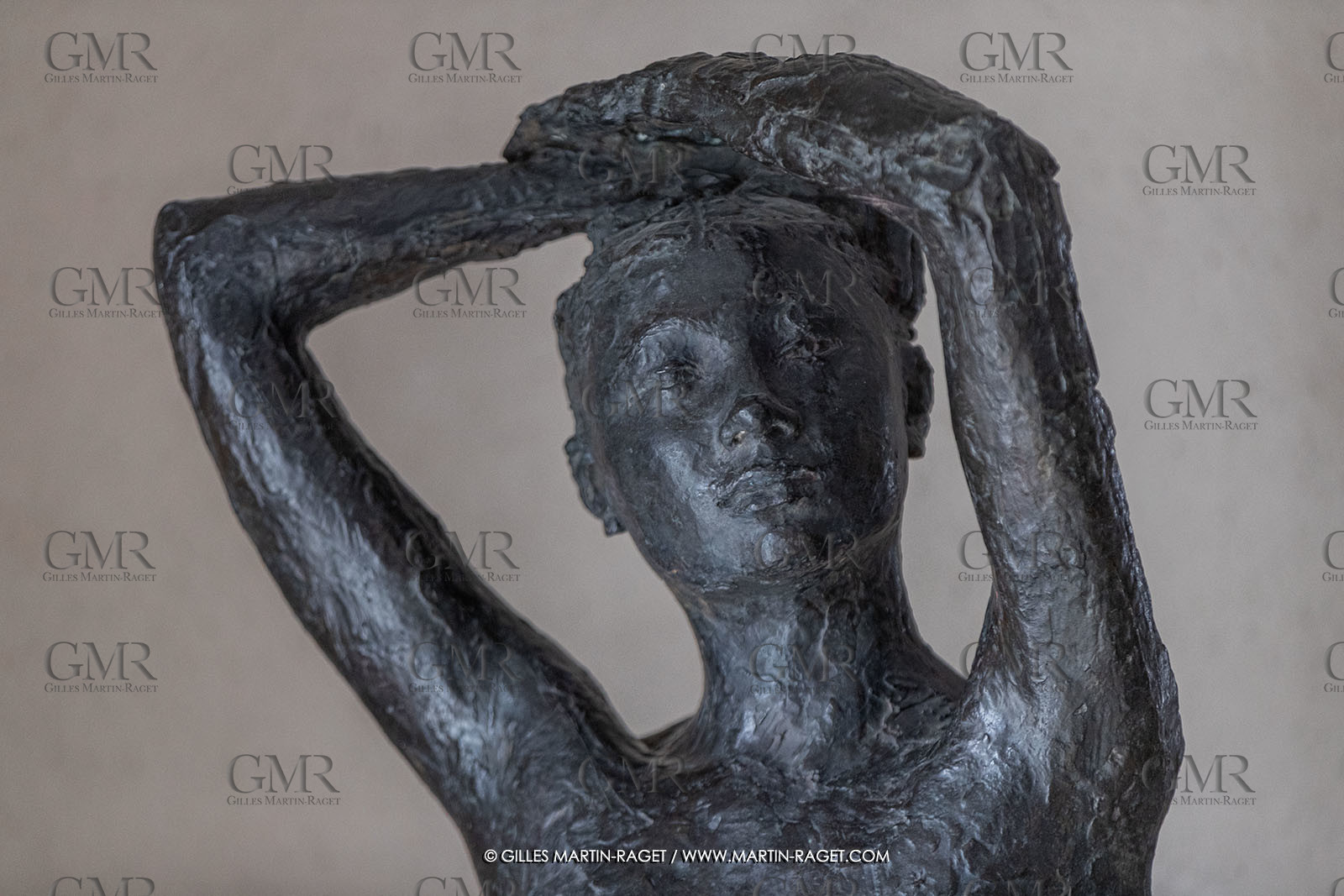 01 06 2023, St Rémy de Provence, Oeuvre de Germaine Richier, Sava Alexandra 1944, bronze patiné foncé, Exemplaire d'exposition, fondeur : Susse, Paris, 82,5 x 50 x 37 cm, collection famille Germaine Richier