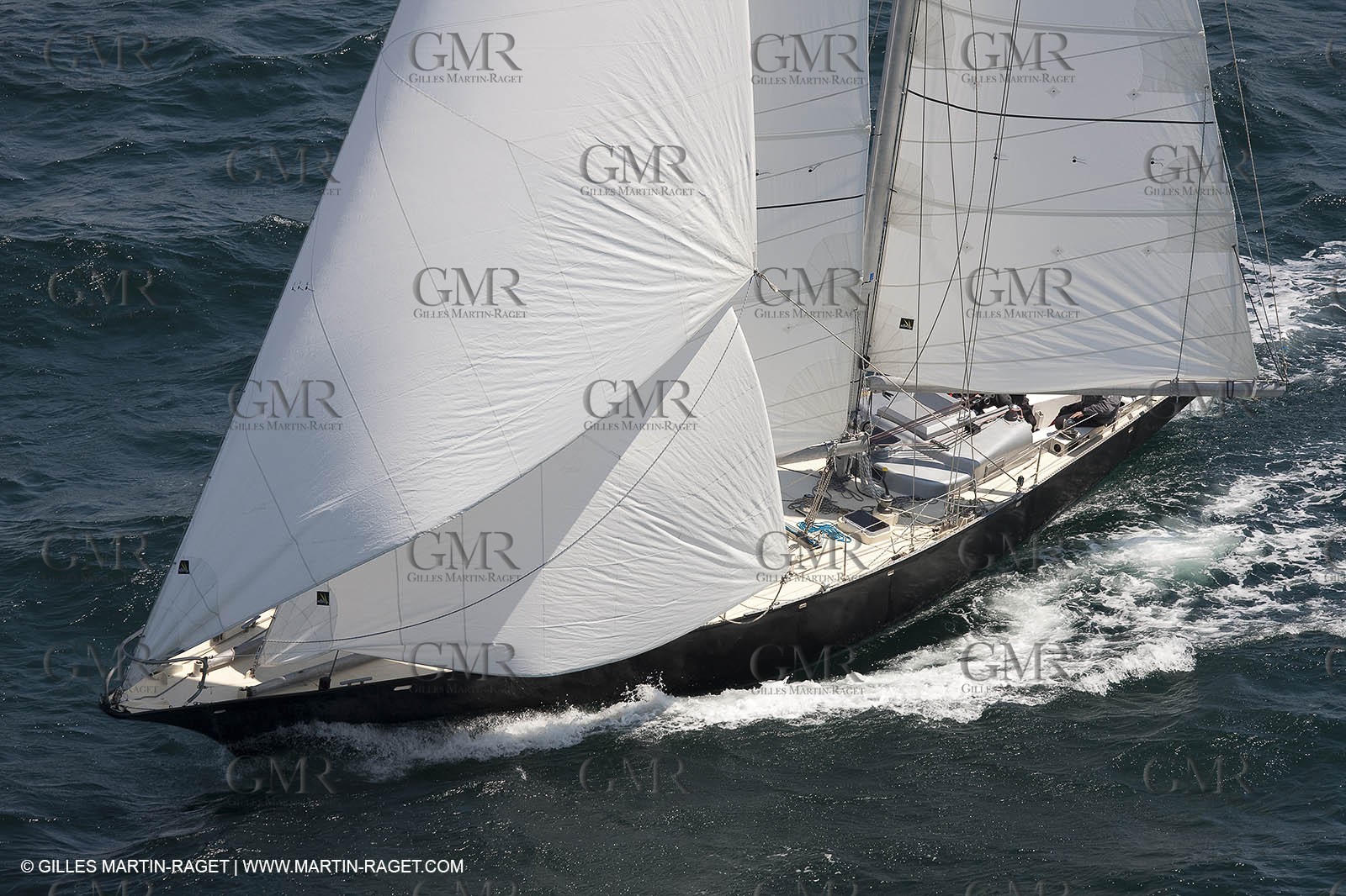19 05 2010- Lorent- (FRA,56)  -  Pen Duick III
