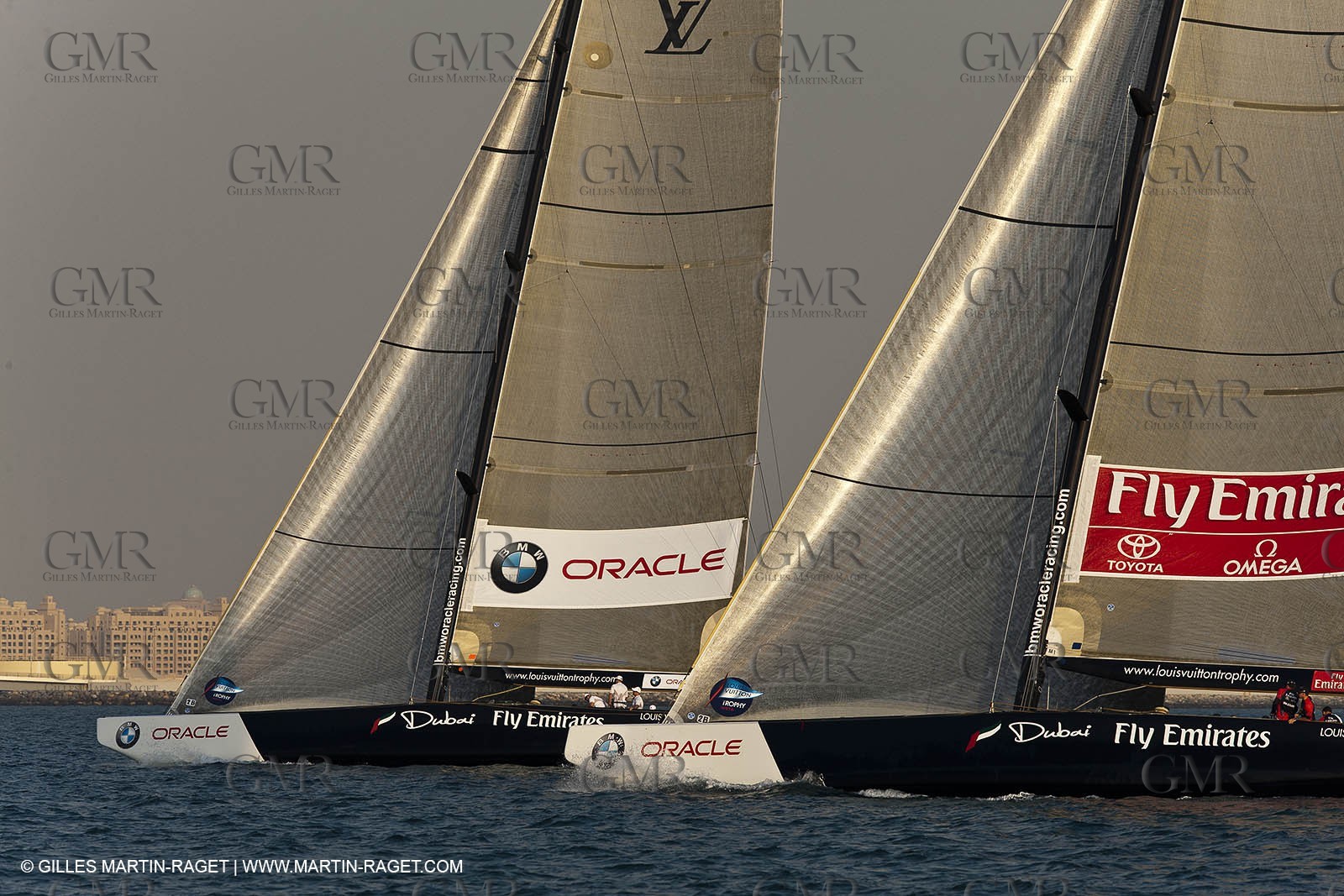 22 11 2010 - Dubai (UAE) - Dubai Louis Vuitton Trophy - Round 2 -  BMW ORACLE Racing Vs Emirates Team New Zealand