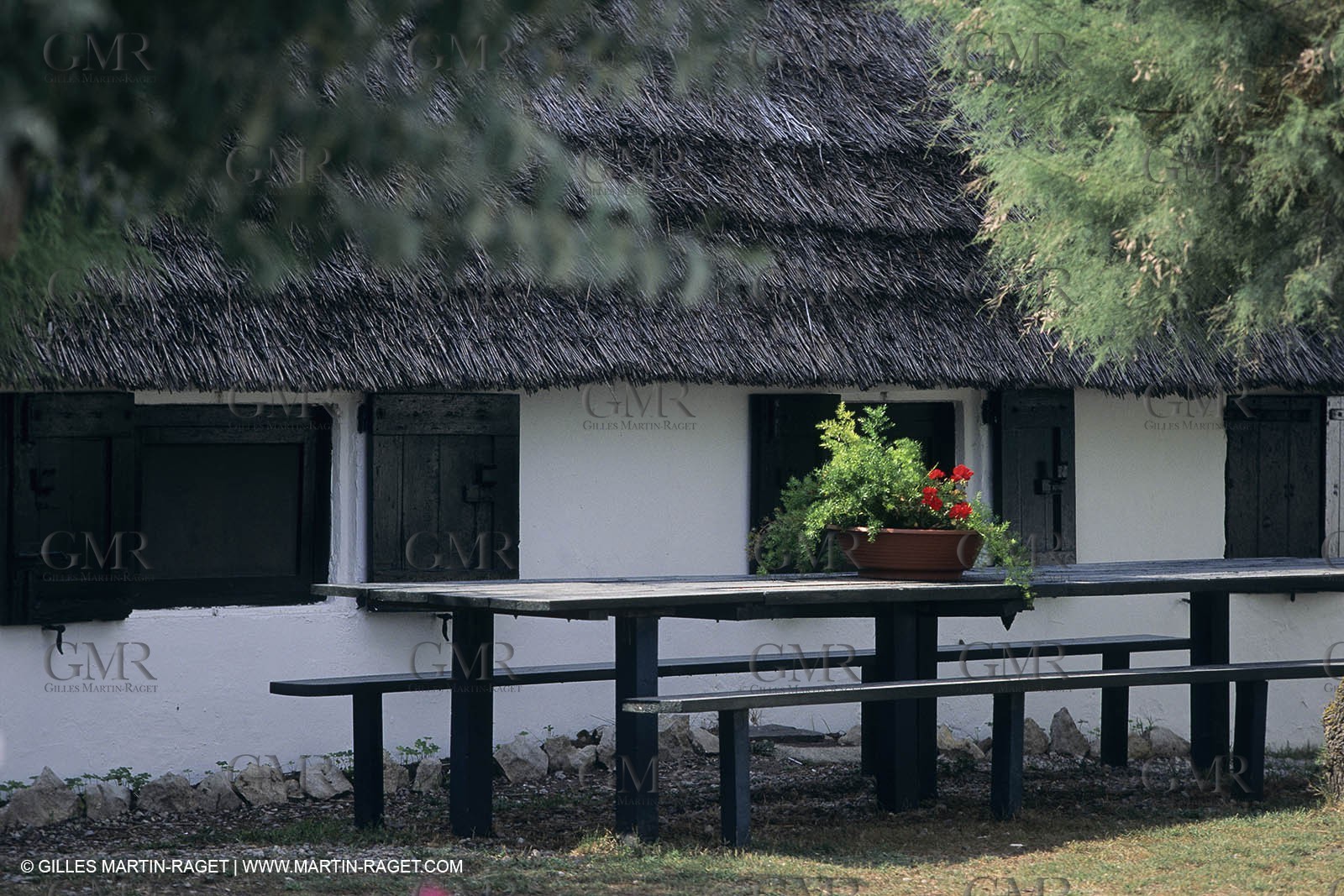 Camargue (FRA) - houses and cants from Camargue