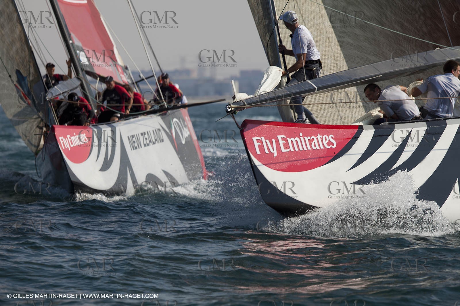 21 11 2010 - Dubai (UAE) - Dubai Louis Vuitton Trophy -  Round 2 - BMW ORACLE Racingg Vs Emirates Team New Zealand