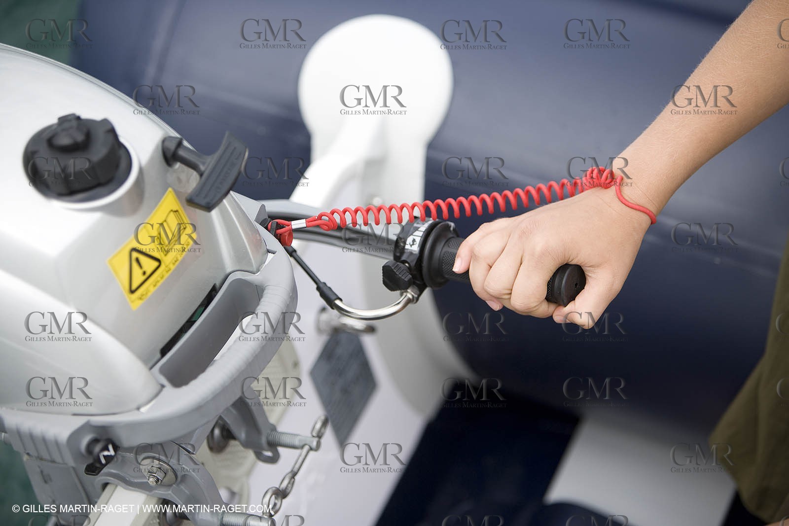 Bateaux à moteur, entretien technique