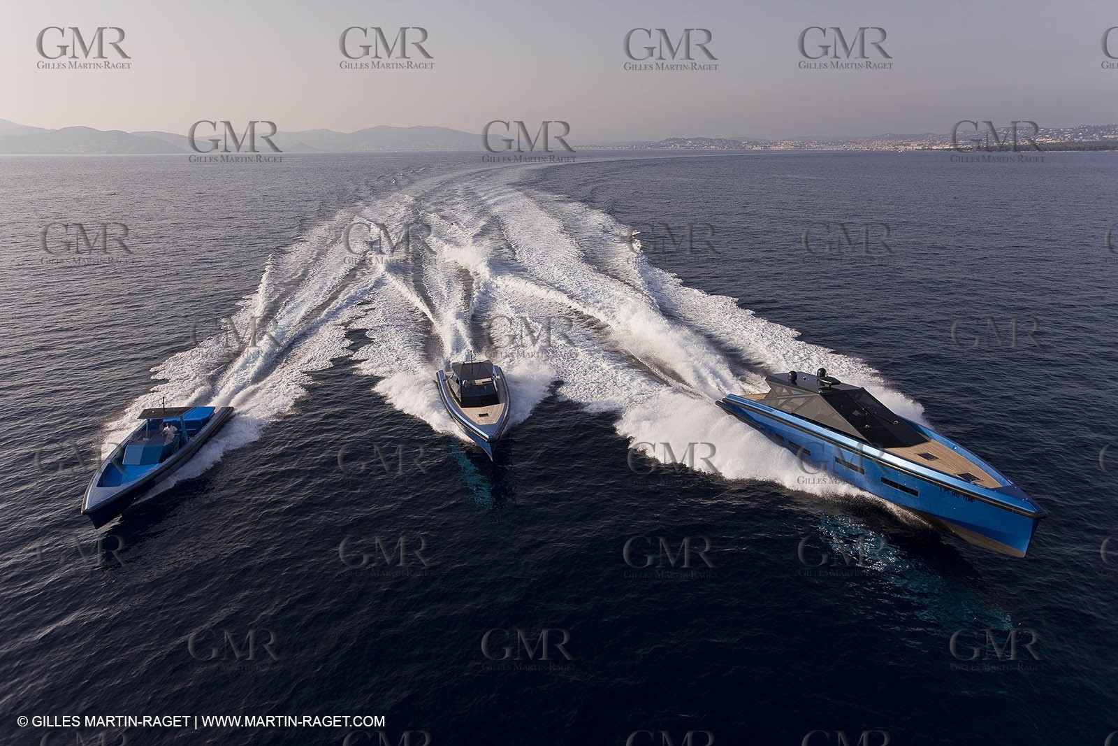 14 10 2008 - Cannes (FRA, 06) - Super yachts - motoryachts - Wally yachts - Wallypower 64 - Wallypower 48 - Wally tender
