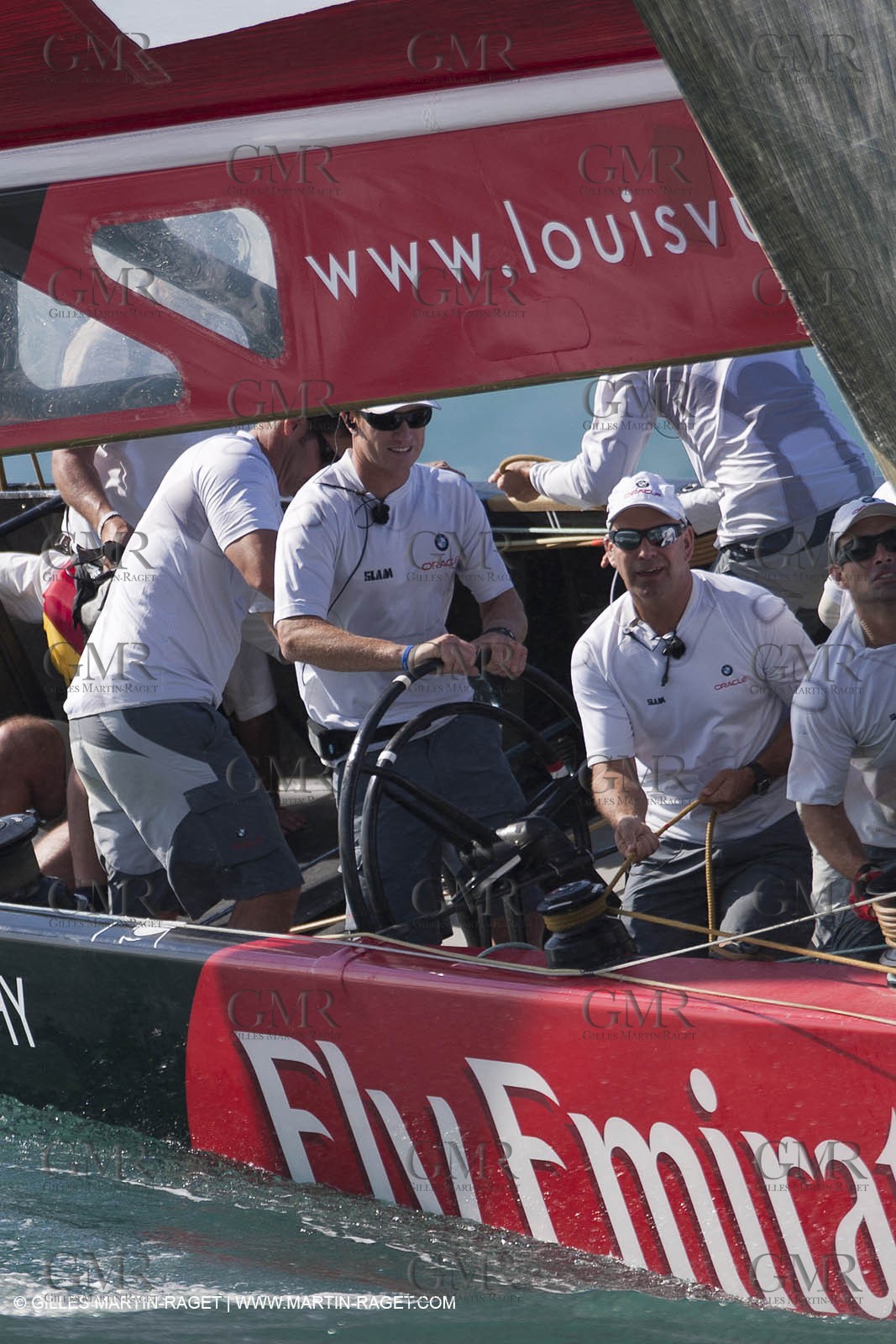 19 11 2010 - Dubai (UAE) - Dubai Louis Vuitton Trophy -  Round 2 - BMW ORACLE Racing Vs Synergy