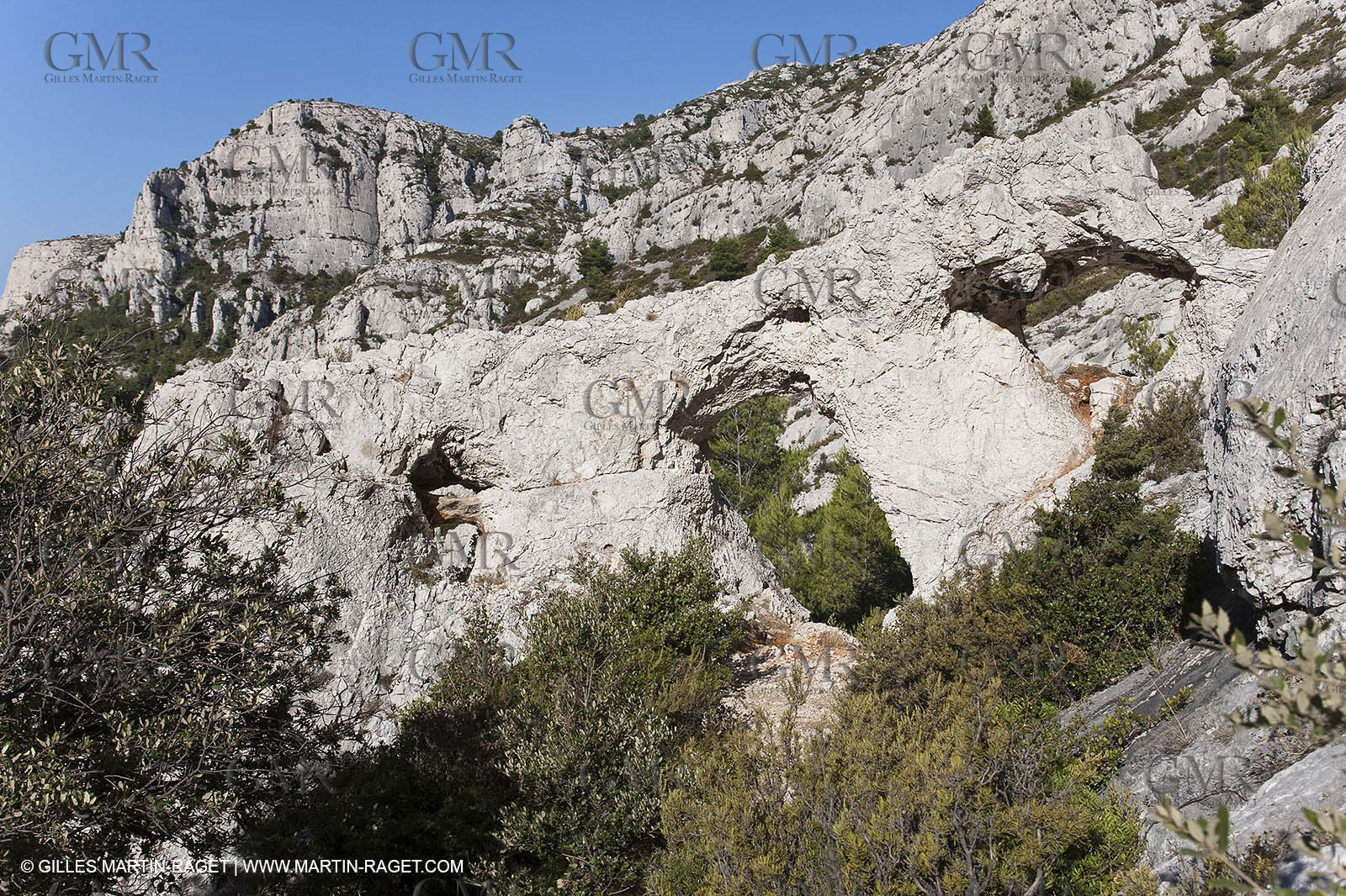 07 09 2009 - Marseille (FRA, 13) - Les Calanques - Massif de Marseilleveyre - les 3 arches