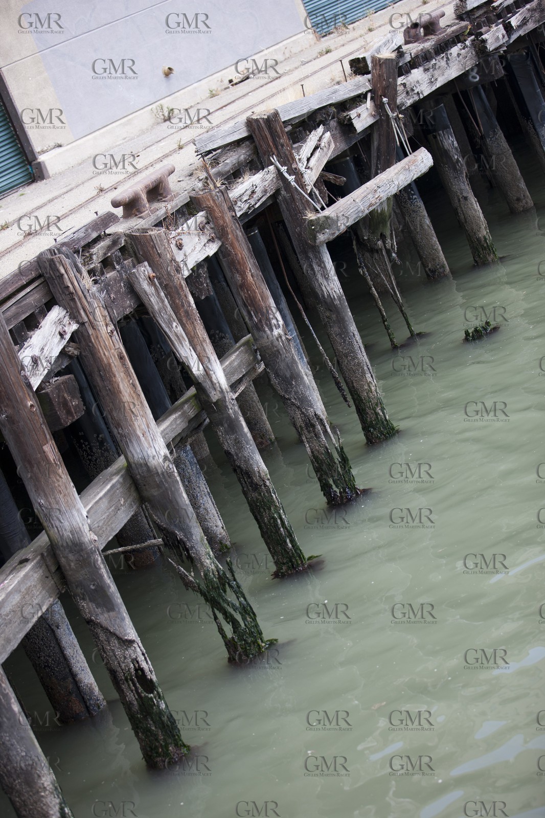07 06 2011 - San Francisco (USA,CA) - 34th America's Cup - The Piers in their state of origin - Pier 27-29
