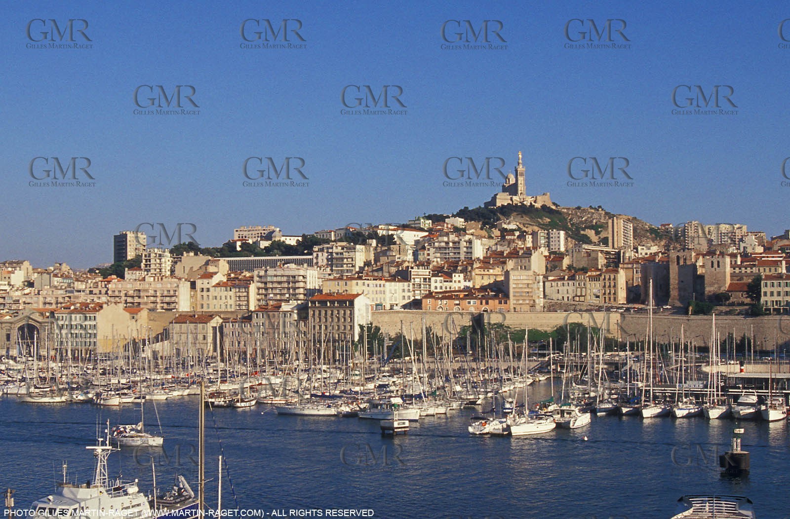 Old harbour - Basilica Notre Dame de la Garde