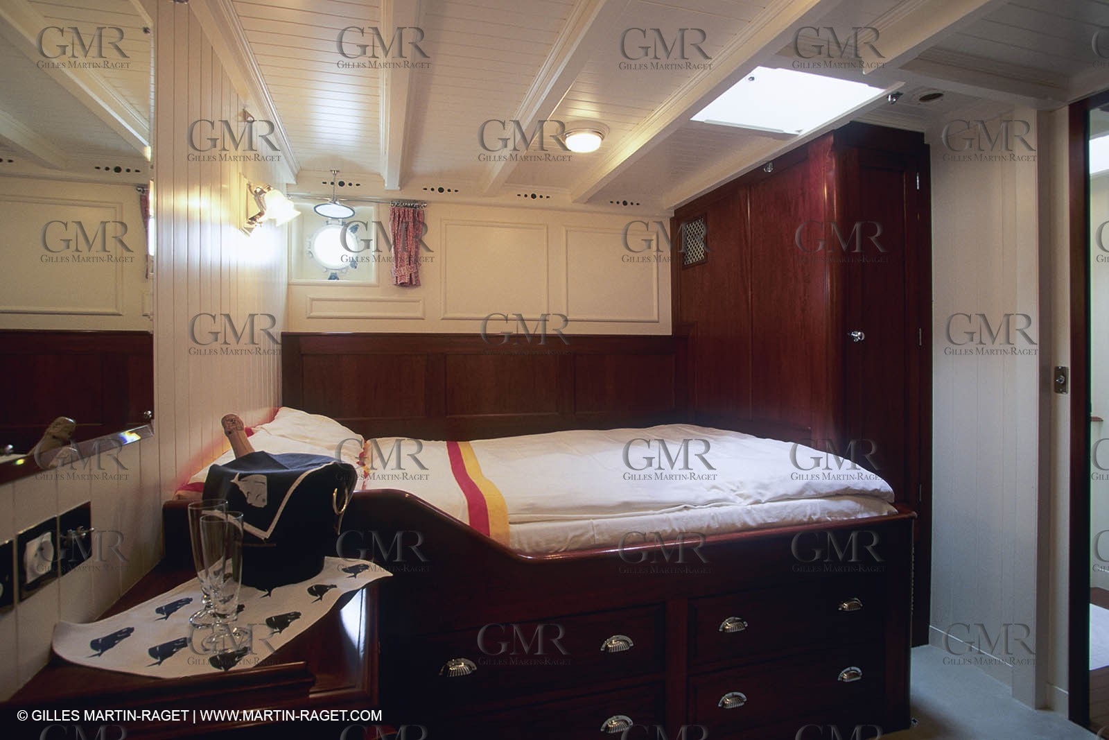 Classic Yachts, Thendara