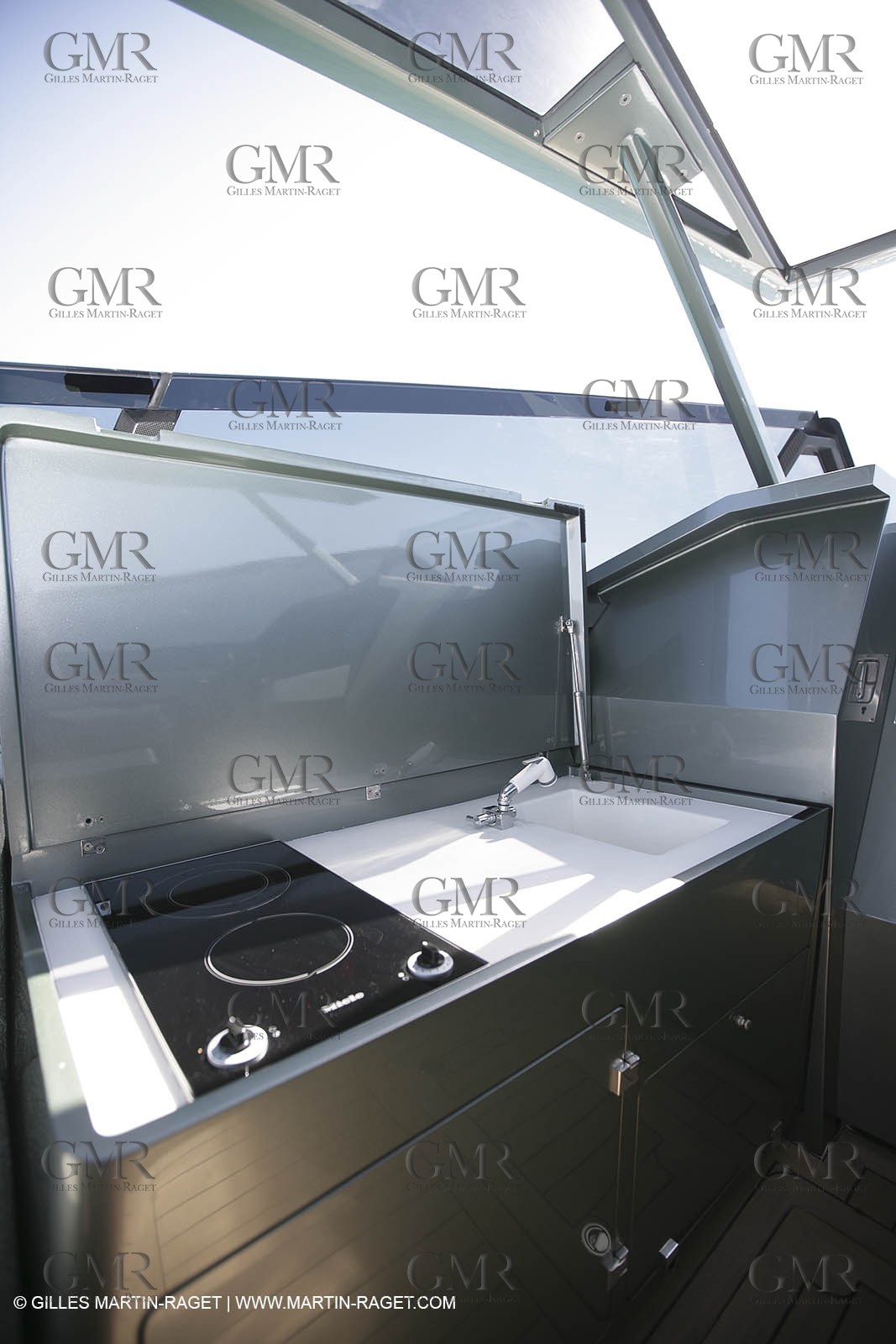 16 07 2007 - Portisco (Italie, Sardaigne) - Wally Power 47, 2007 version