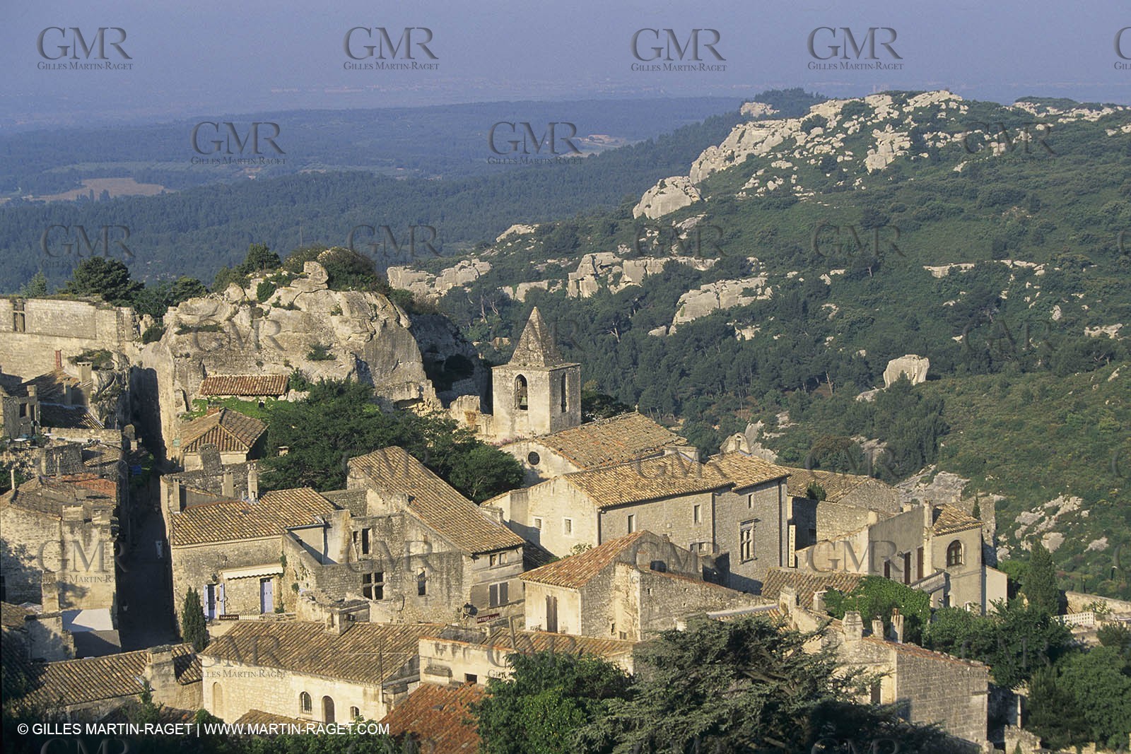 France, Provence, paysage des Alpilles, Alpilles landscapes, Les Baux de Provence