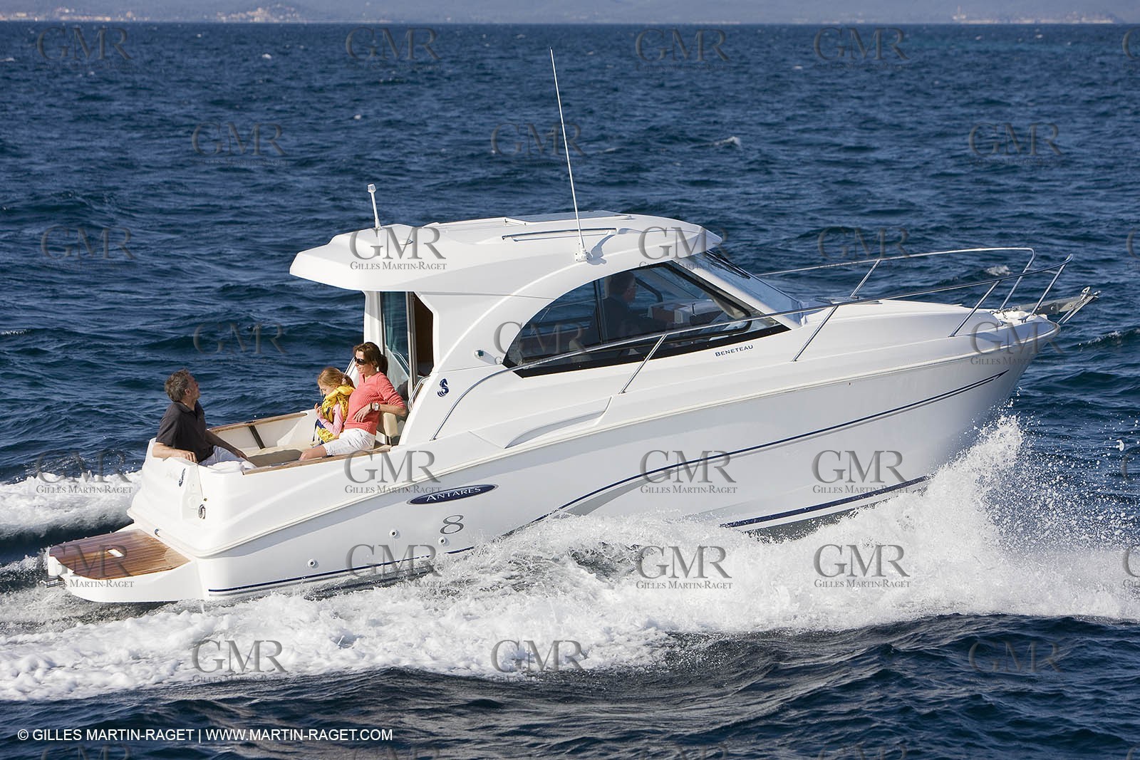 15 04 2008 - Porquerolles (Fra, 83) - Beneteau - Antares 8