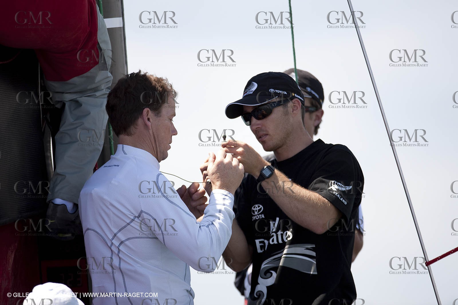 23 01 2009 - Auckland (NZL) -  Louis Vuitton Pacific Series - BMW ORACLE Racing-Tuning up onboard Emirates Team New Zealand yacht