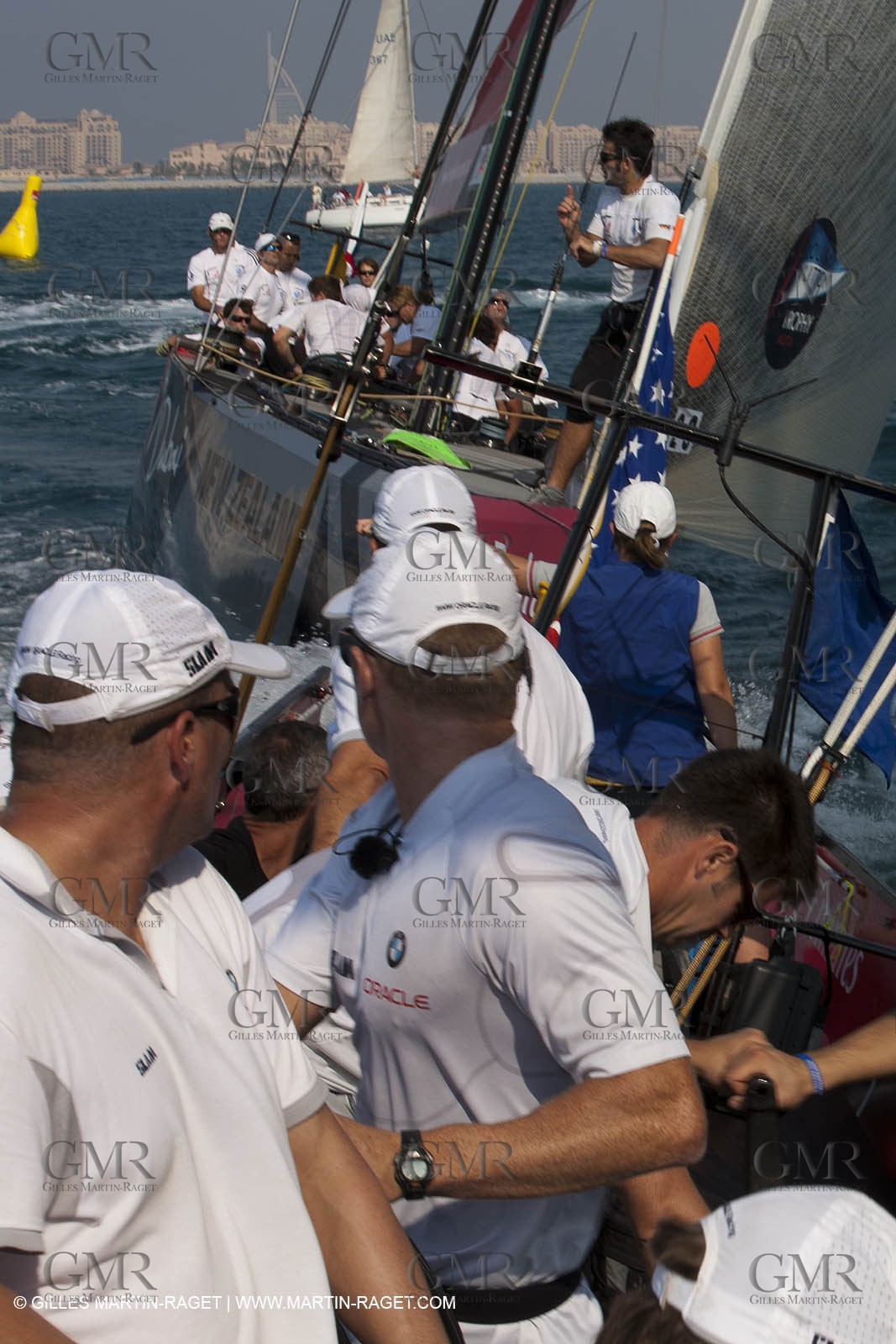 14 11 2010 - Dubai (UAE) - Dubai Louis Vuitton Trophy -  BMW ORACLE Racing - Training - Onboard Vs All 4 one