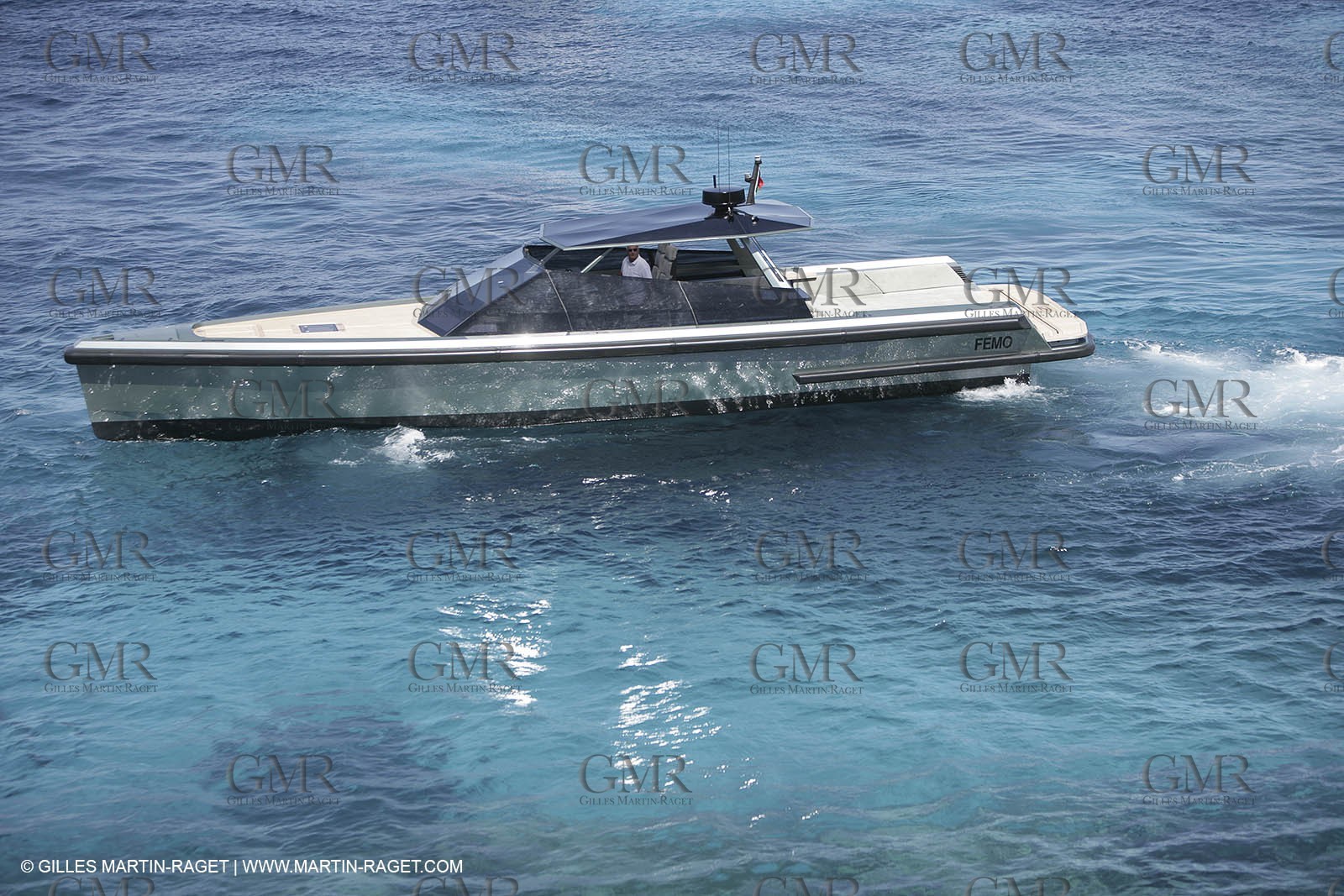 16 07 2007 - Portisco (Italie, Sardaigne) - Wally Power 47, 2007 version