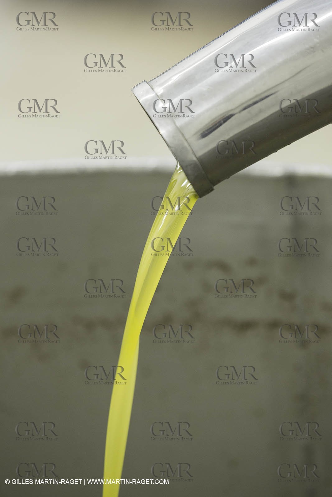 22 11 2012 - Fontvieille (FRA,13) - Olive oil making at Bedarrides olive oil mill