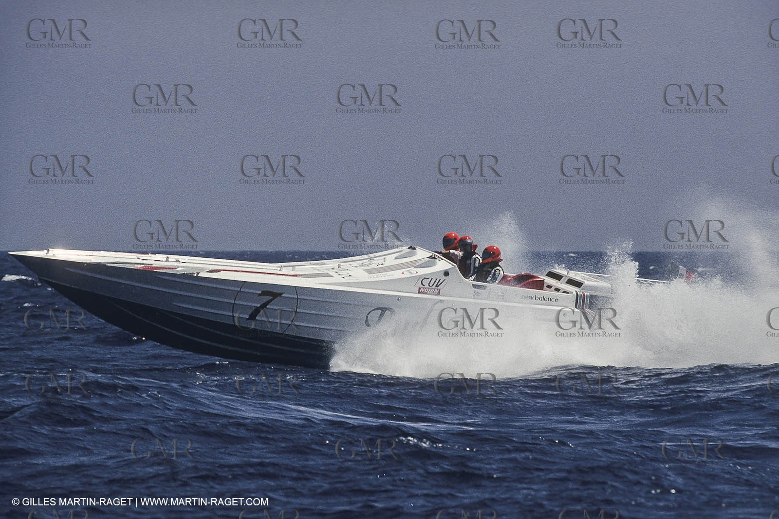 Powerboating, offshore racing