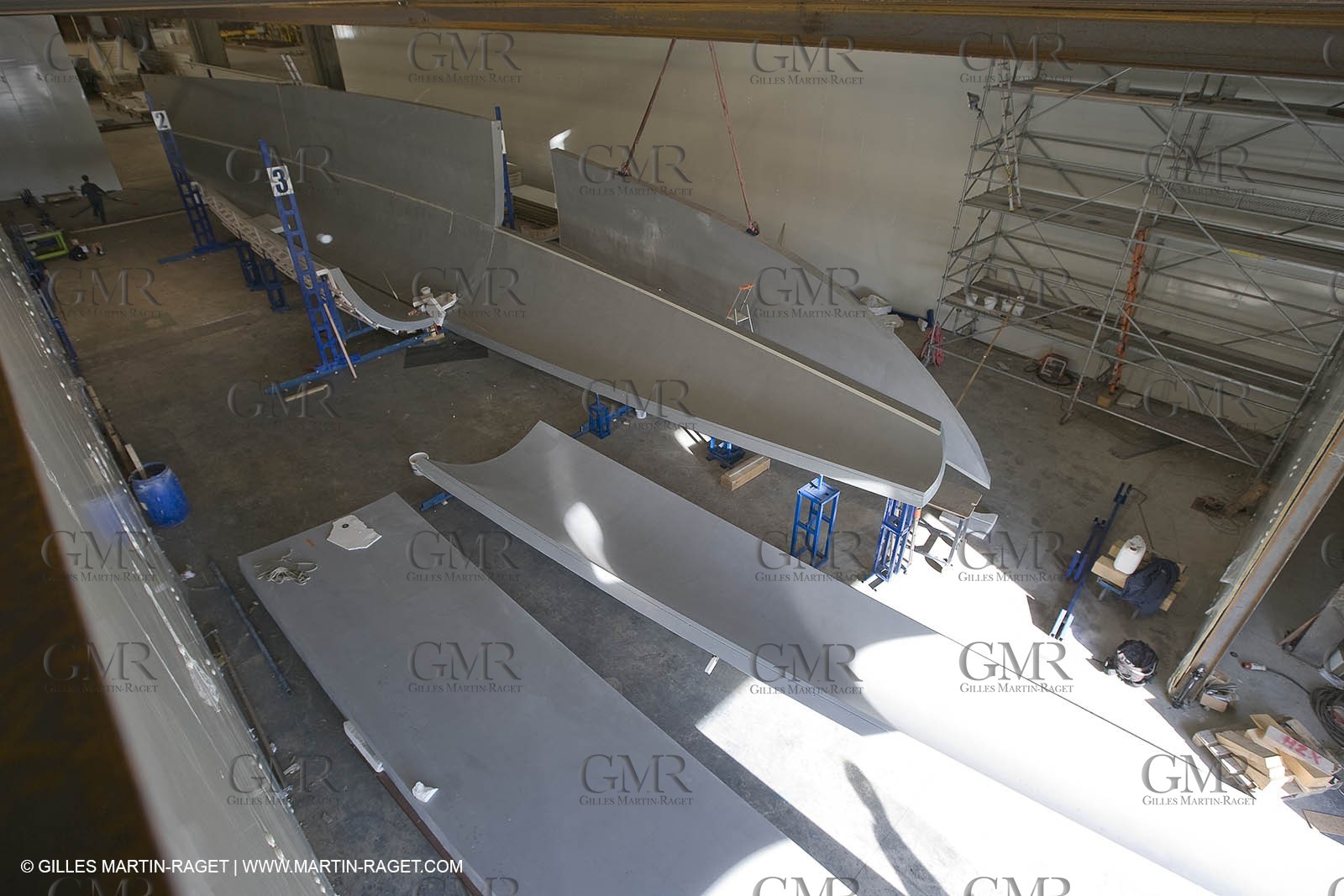22 01 2008 - La Ciotat (FRA, 13) - Construction of cruising catamaran Nahema at H2X boatyard - Mould construction