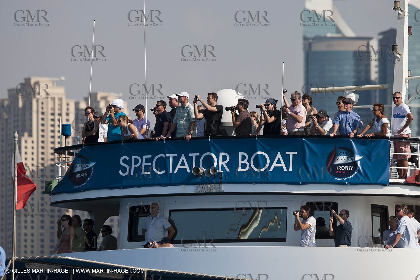27 11 2010 - Dubai (UAE) - Dubai Louis Vuitton Trophy - Final -  BMW ORACLE Racing Vs Emirates Team New Zealand