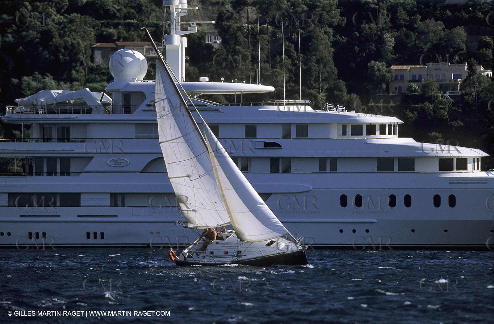 Monocoque de croisiere sous voile