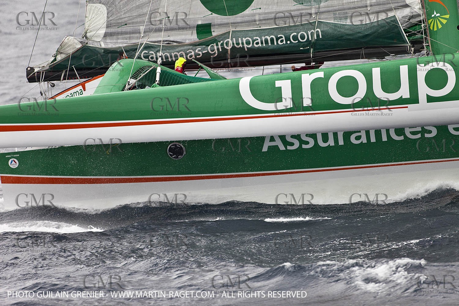 14 05 09 - Marseille - Record de la Méditerranée - Groupama 3 - Franck Cammas - G class - Départ de Marseille pour Carthage