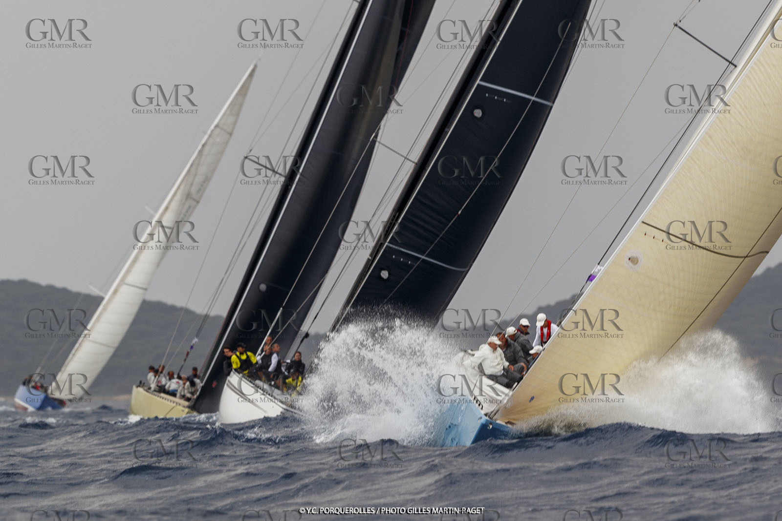 19 06 2024, Porquerolles Island (FRA), Championnat du monde des 12 m JI 2024, Race Day 1