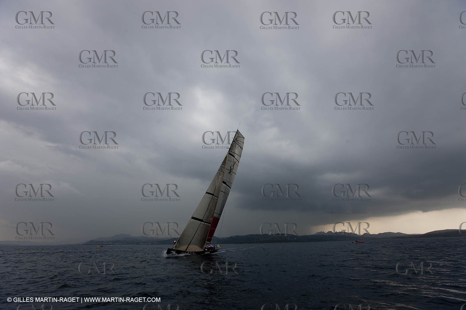 19 05 2010 - La Maddalena (ITA, Sardinia) Louis Vuitton Trophy - BMW ORACLE Racing - Training