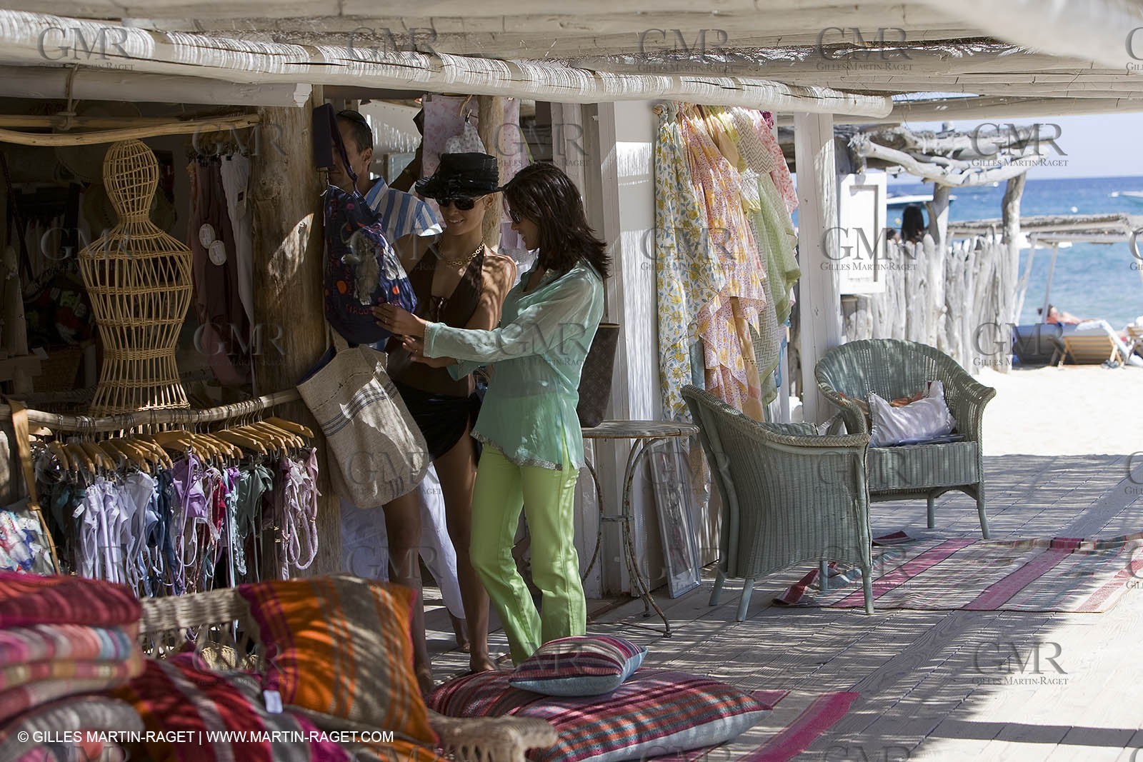 06 09 2007 - Saint Tropez (FRA, 83) - Superyachts - Motoryachts - Mangusta 92 Triple Fun in Saint Tropez - Mooring at Club 55 at Pampelonne Beach