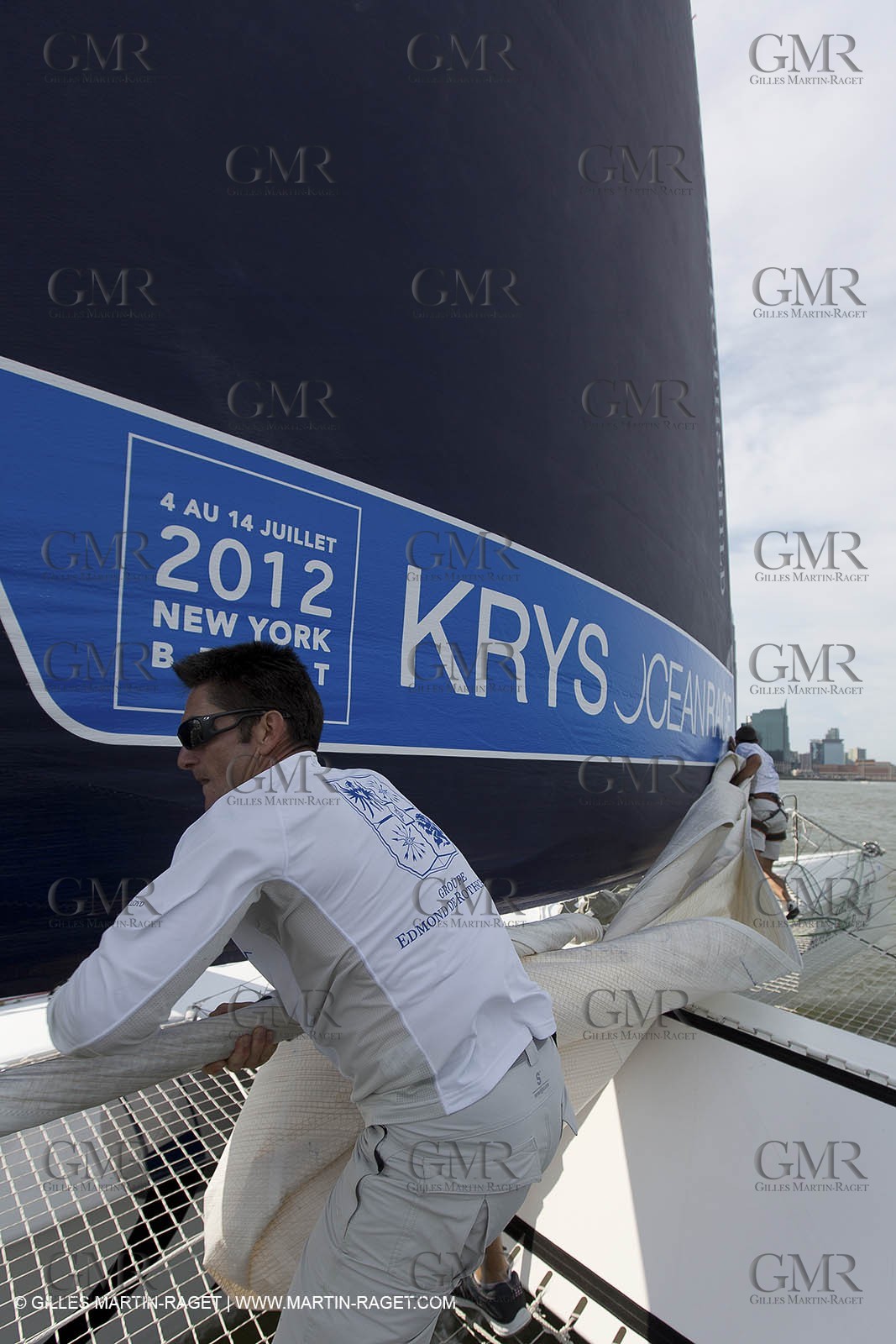 05 07 2012 - New York (USA) - Ocean Krys Race - Speed runs in fornt of NY city