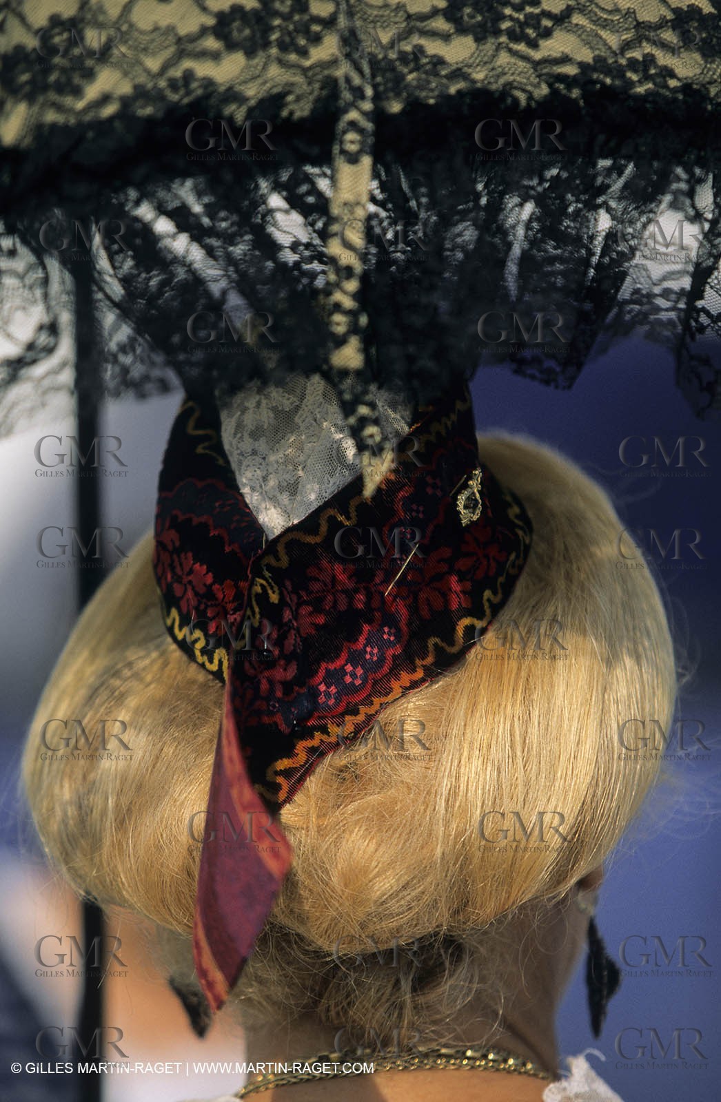 Arles (FRA,13) - Costume from Arles Fest