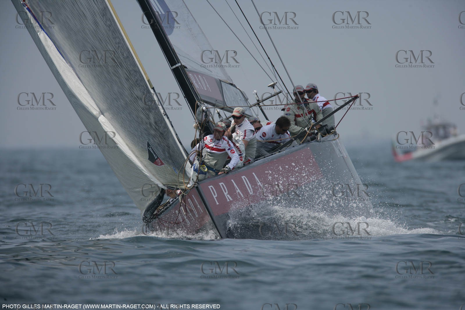 20 04 2007-Valencia (Spain)- 32nd America's Cup - Louis Vuitton Cup - RR1 - Day 5 - BMW ORACLE Racing