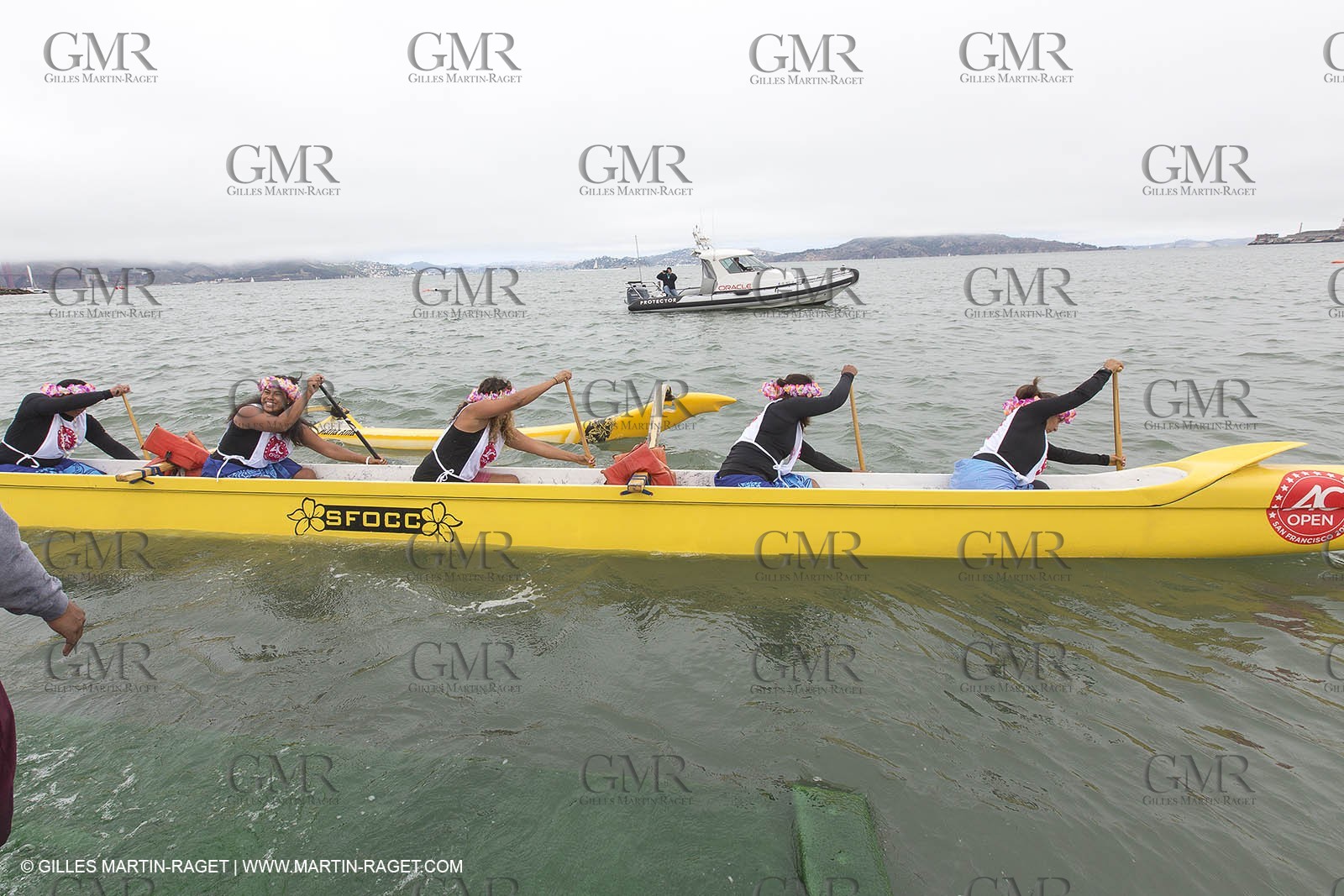 10 08 2013 - San Francisco (USA,CA) - 34th America's Cup - AC Open - Outrigger Canoe Races et Hula Danceperformance at Marina Green Village