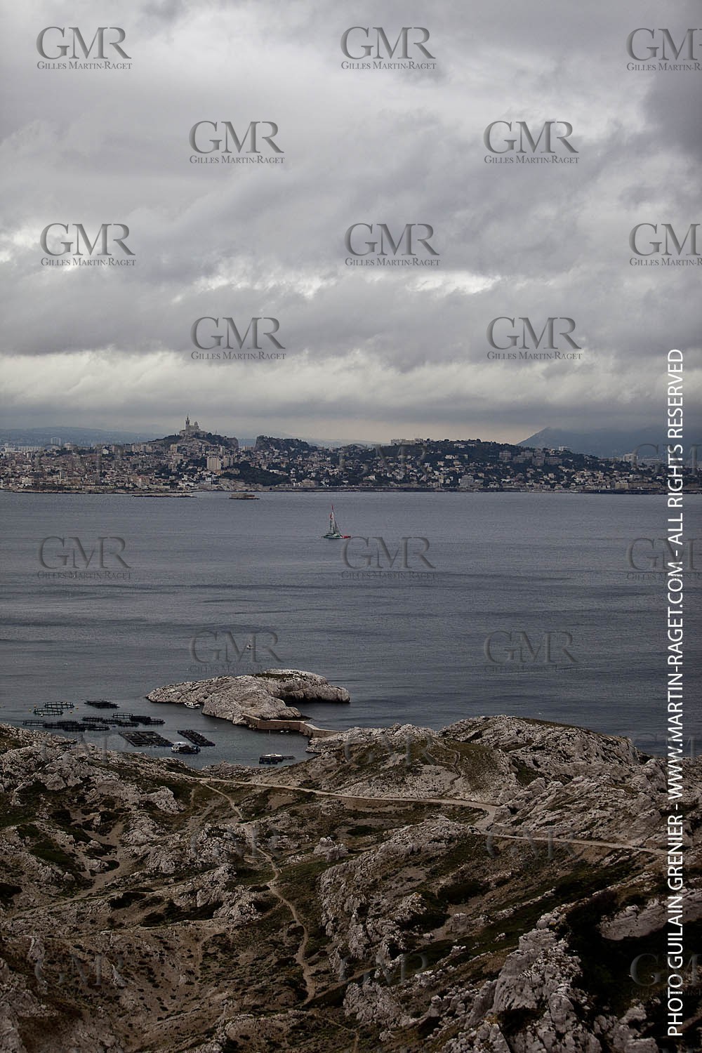 05 14 09 - Marseilles - Mediterranean Record - Groupama 3 - Franck Cammas - G Class - Start from Marseilles to Carthage (Tunisia)