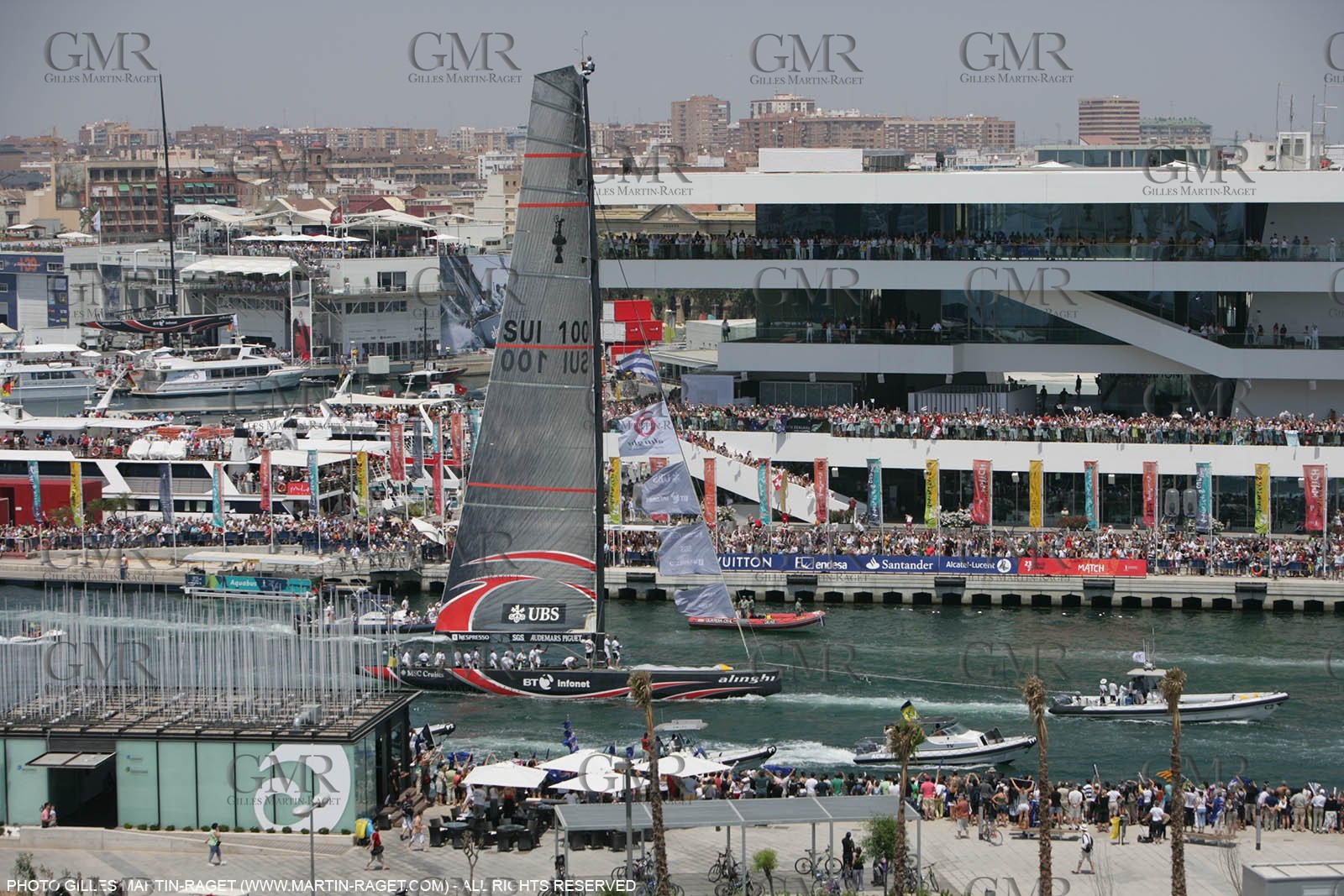 2' 06 2007-Valencia (Spain)- 32nd America's Cup - Final Match - Day 2